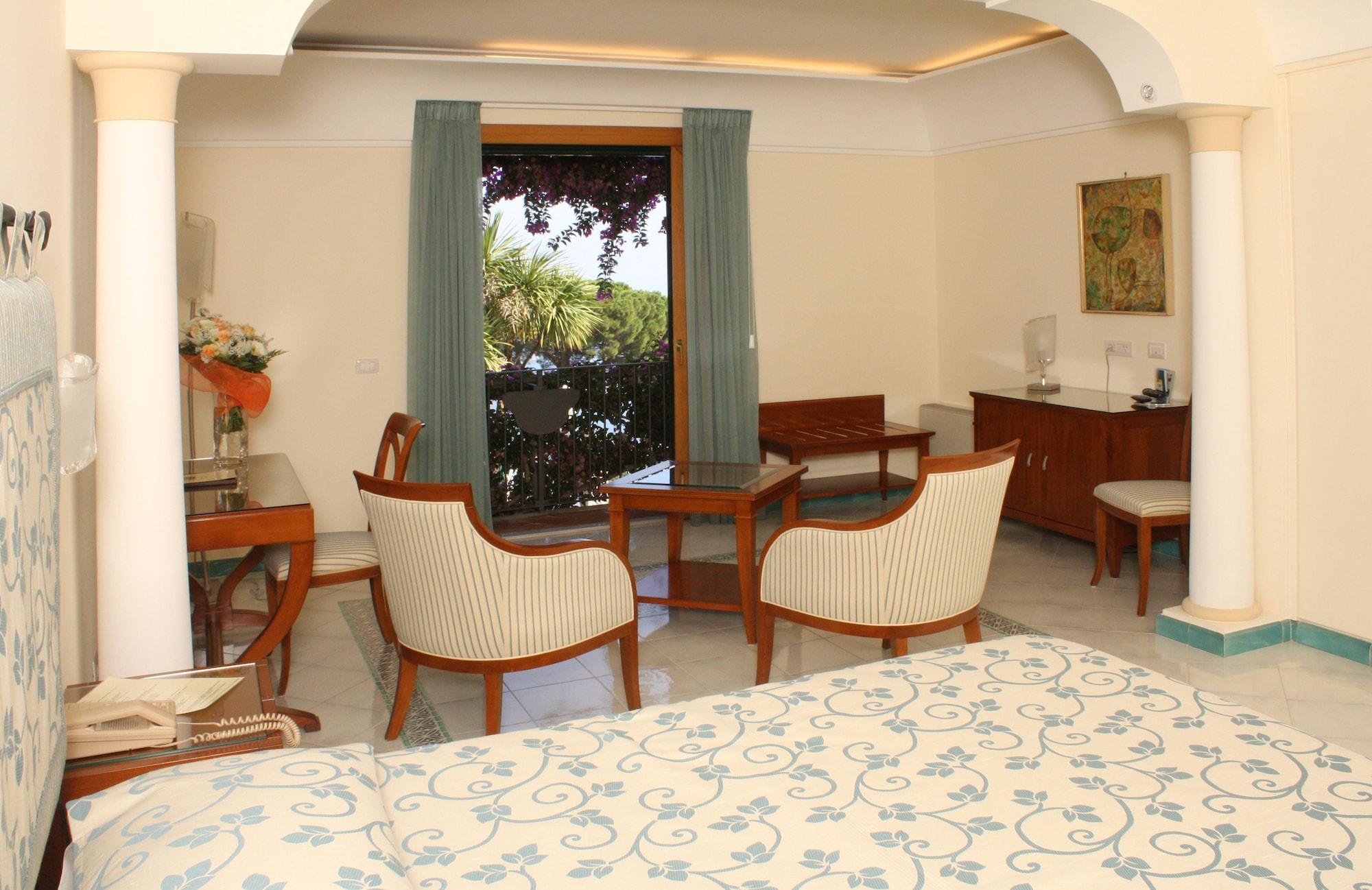 Rufolo Hotel 4*