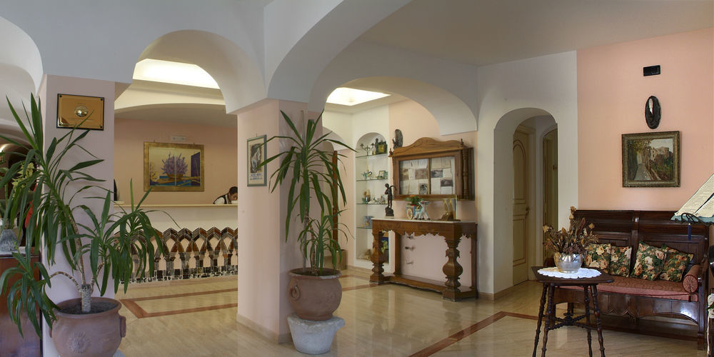 Rufolo Hotel 4*